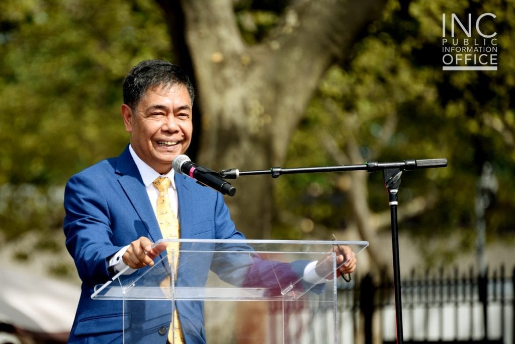 Consul General of the Philippine Consulate, Claro Cristobal, addressing the crowd outside the Brownsville Recreation Center.
